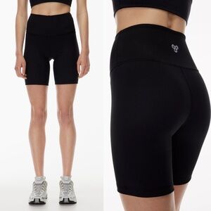 NWT Aritzia TNA Slick Atmosphere Ribbed 7" Hi-Rise Shorts Size XXS New With Tags
